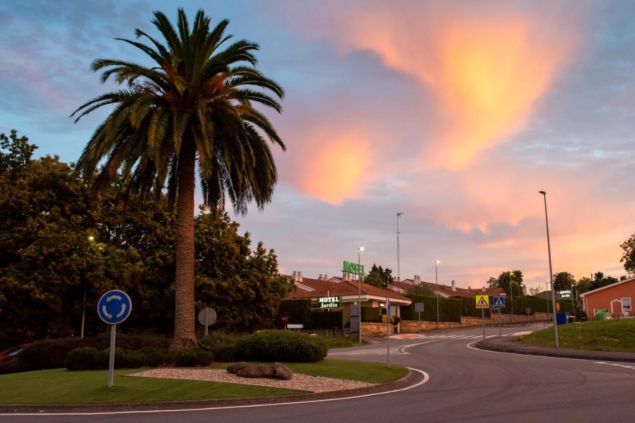 Motel Jardin Oleiros Dış mekan fotoğraf